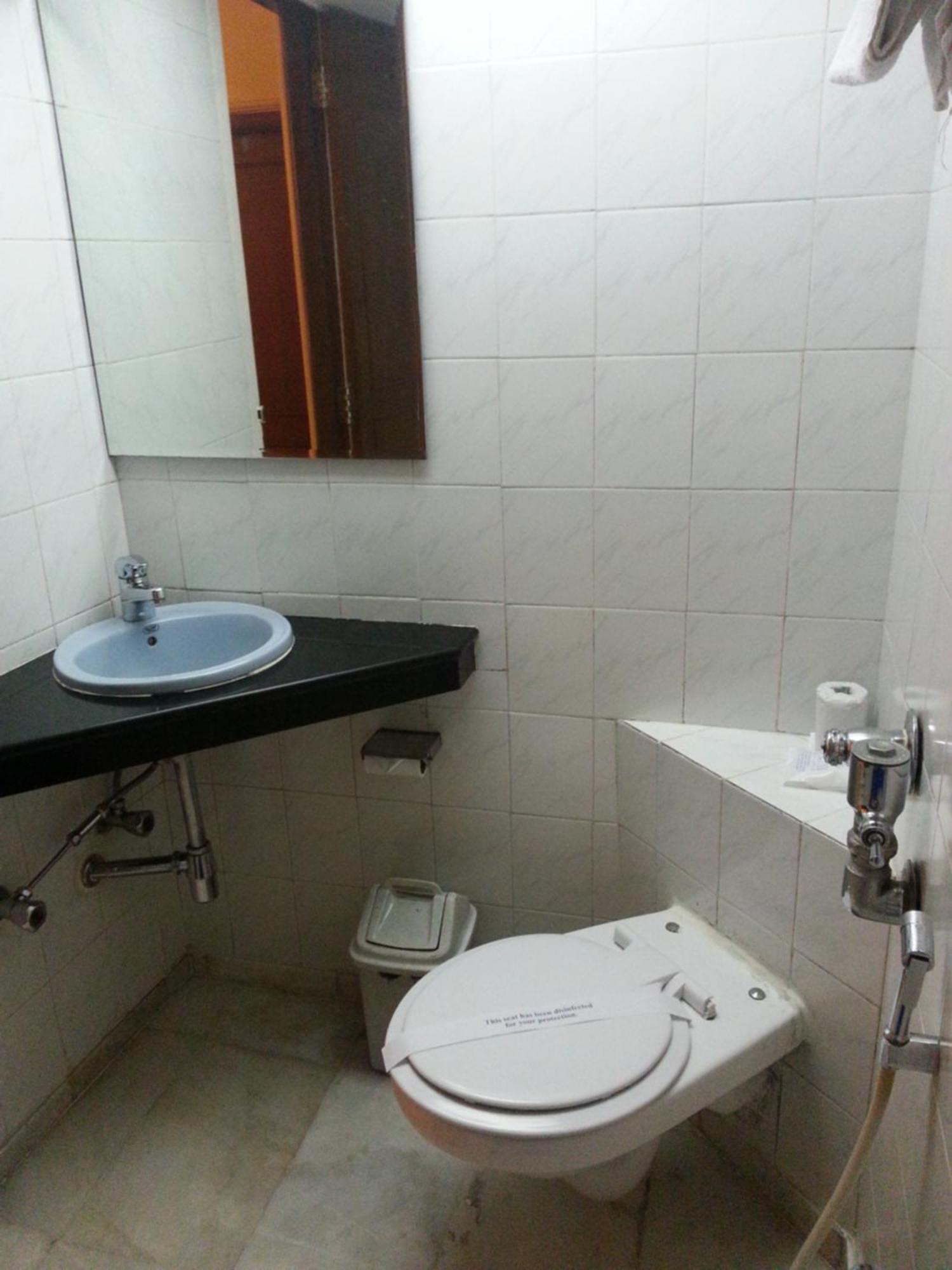 Hotel Ashray International, Sion - Near Bkc Mumbai  Buitenkant foto