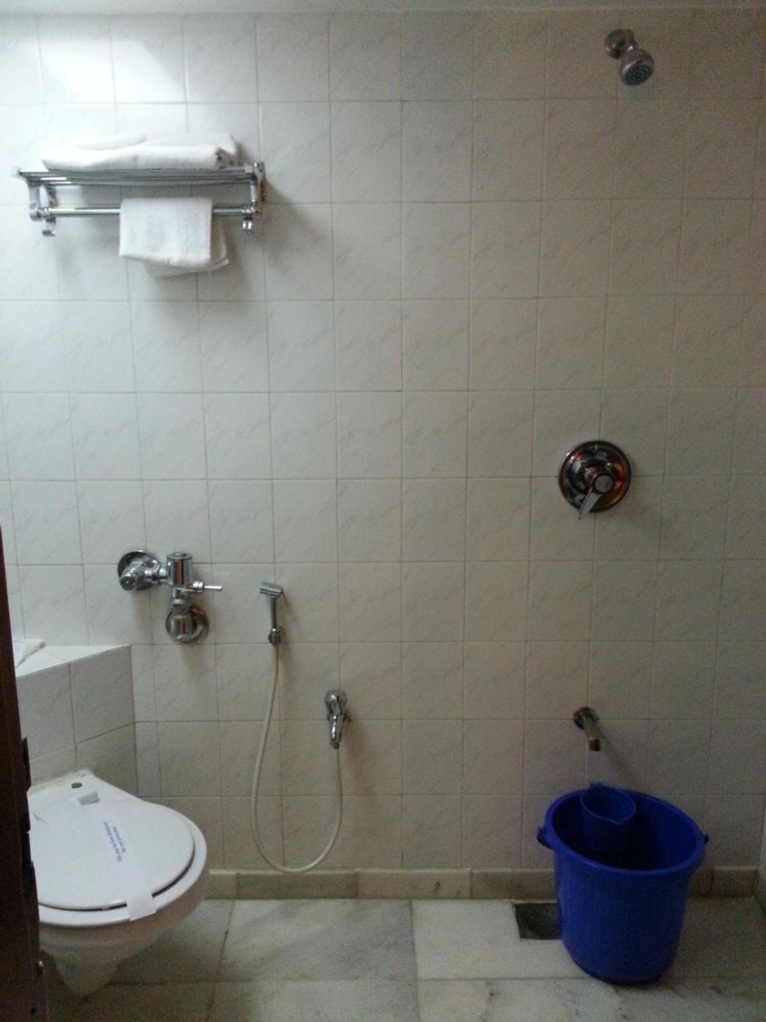 Hotel Ashray International, Sion - Near Bkc Mumbai  Buitenkant foto