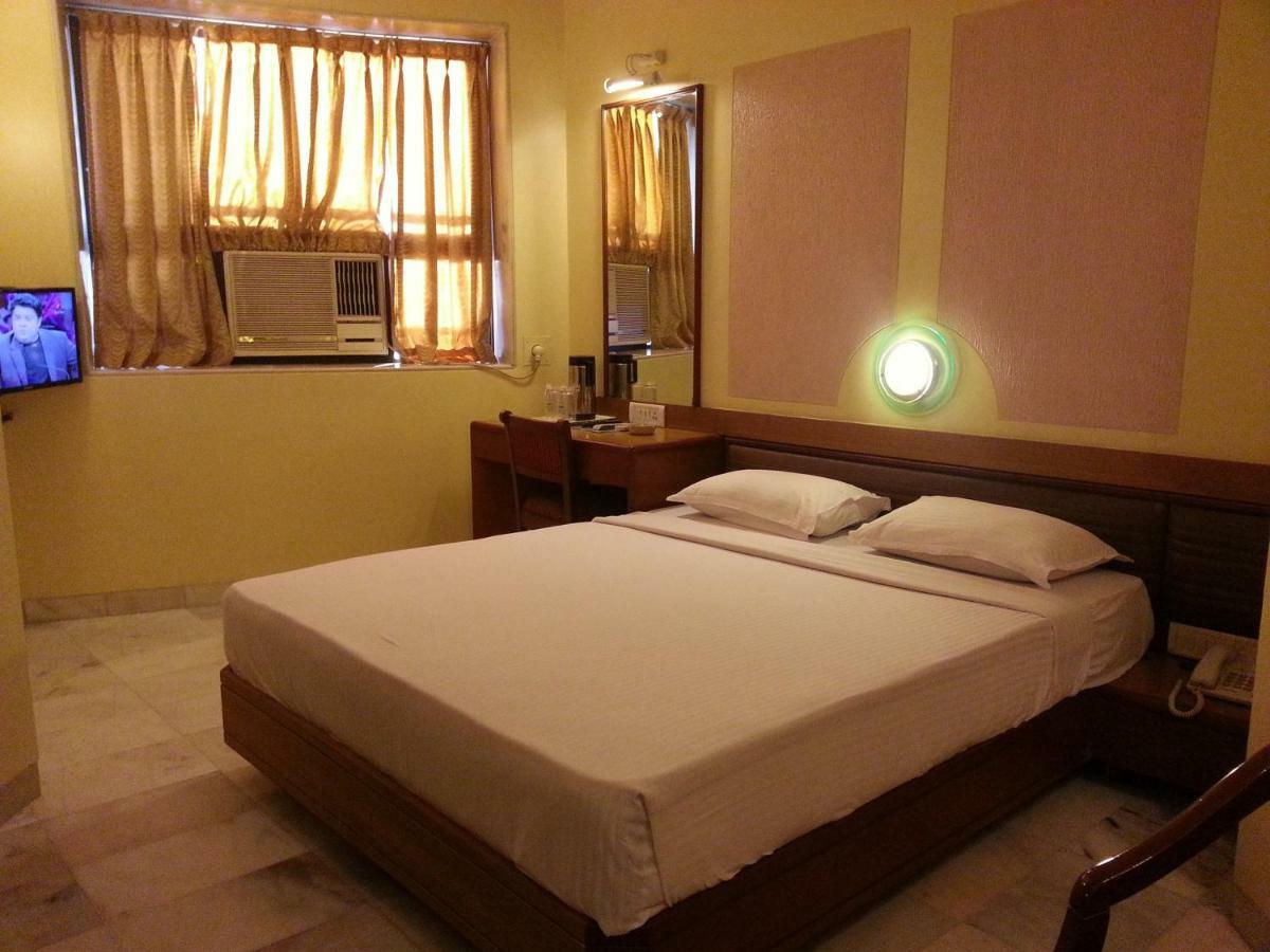 Hotel Ashray International, Sion - Near Bkc Mumbai  Buitenkant foto